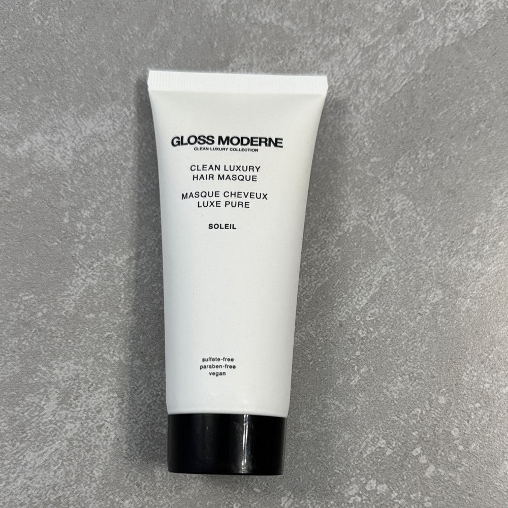 Gloss Moderne Clean Luxury Hair Masque - White